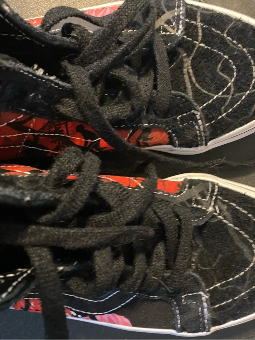 STRANGER THINGS Vans Red and Black Print high-top sneakers - Picture 10 of 14